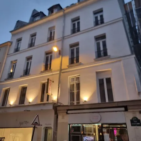 Aboukir * Paris